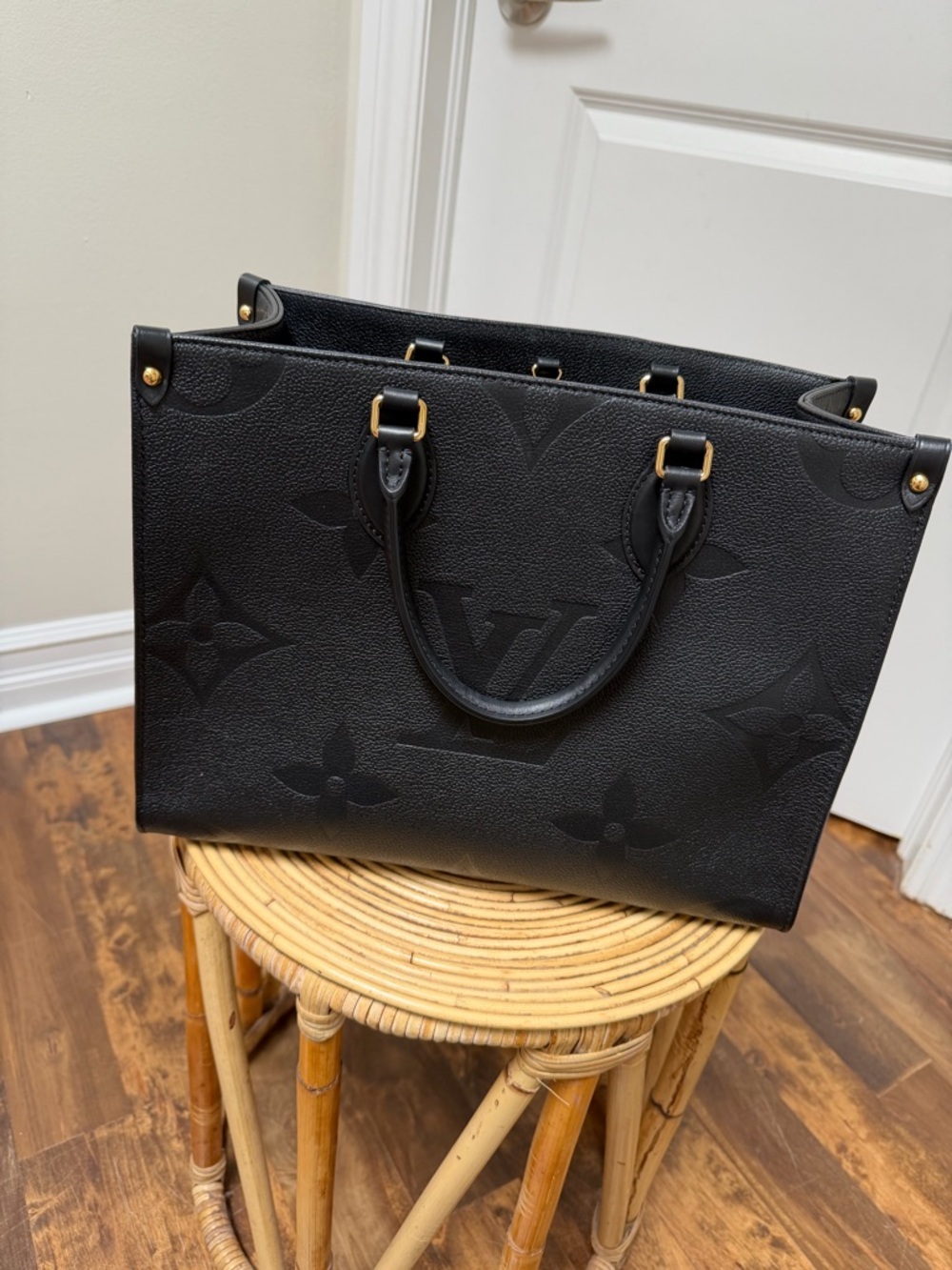 Louis Vuitton Black On The Go MM Tote